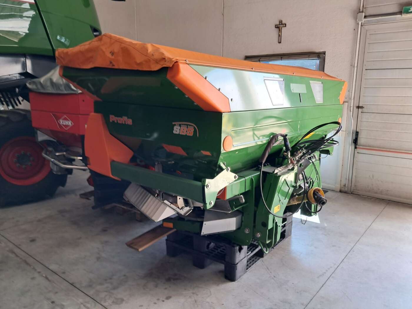 Spandiconcime AMAZONE ZA-M 1501