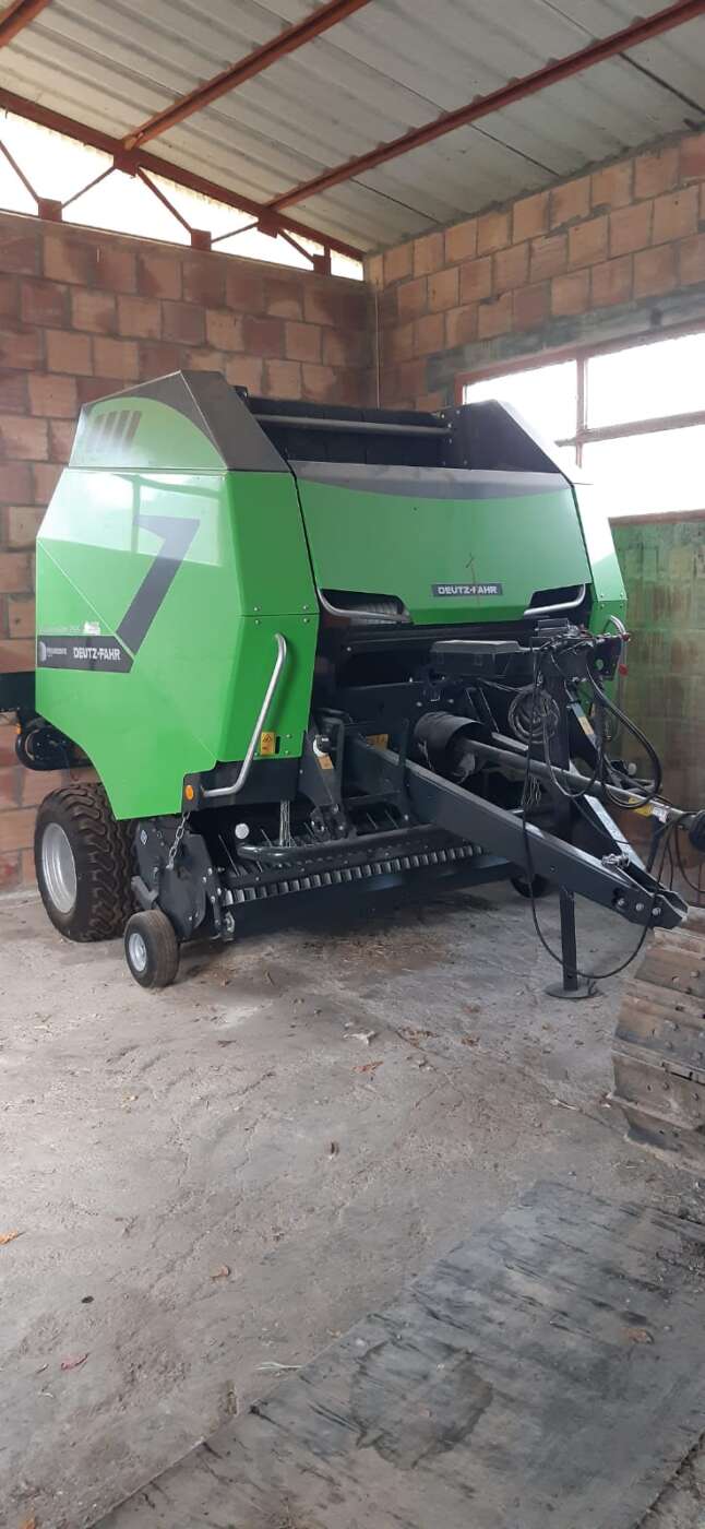 Rotopressa DEUTZ FAHR VM755