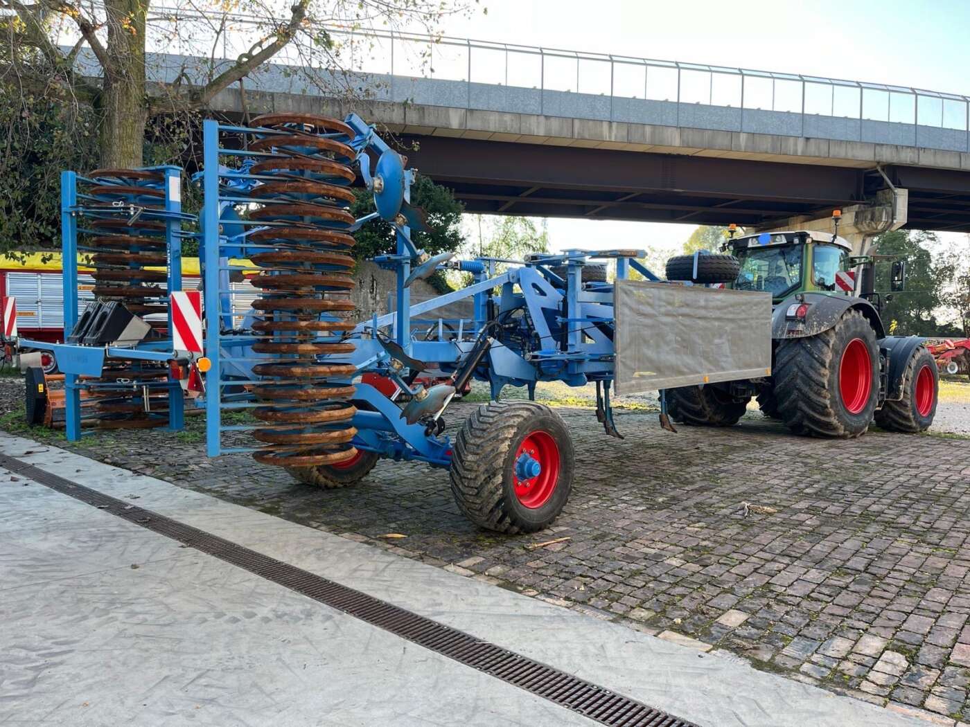 Lemken Karat 12-400