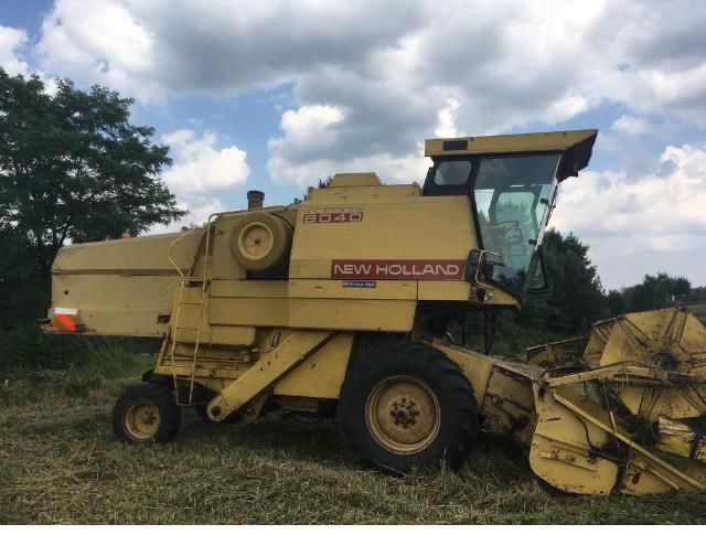 New Holland 8040
