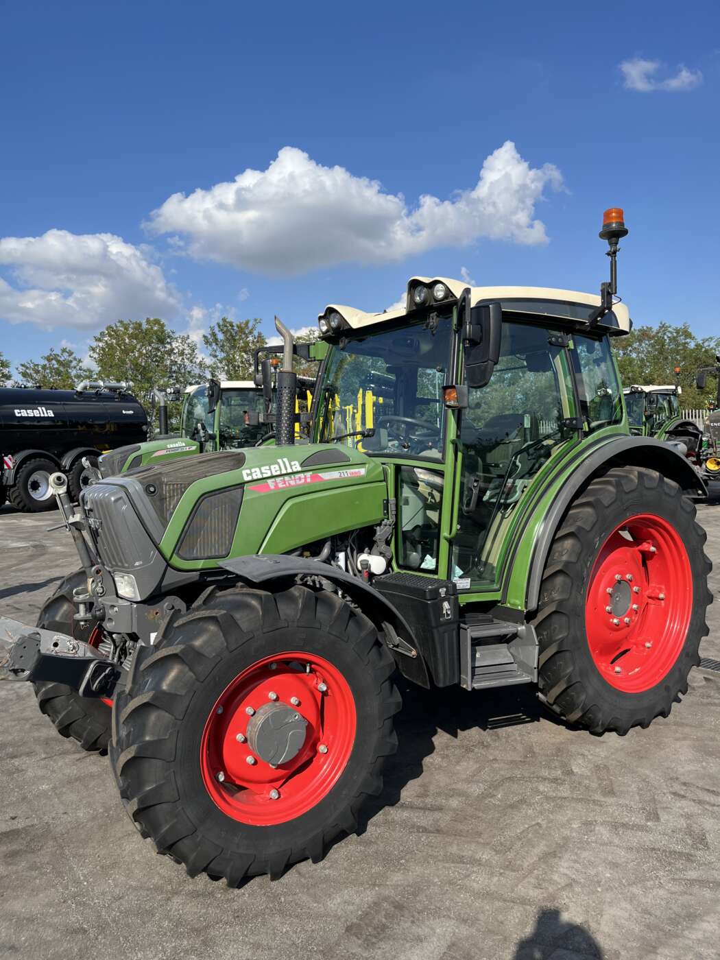 Fendt 211 Vario Profi