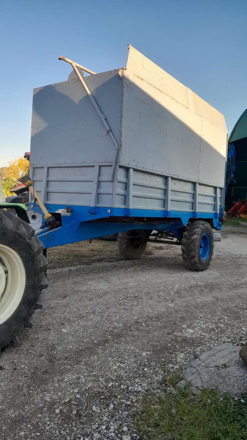 Rimorchio/Spandiletame BERNI