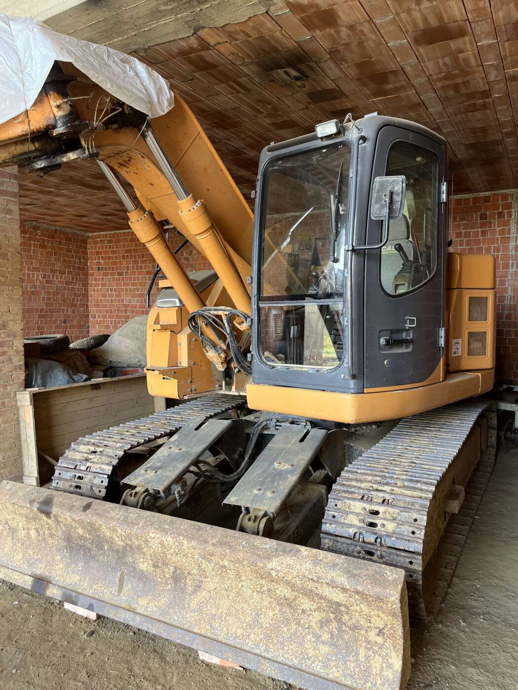 Escavatore CASE CX 135 SR