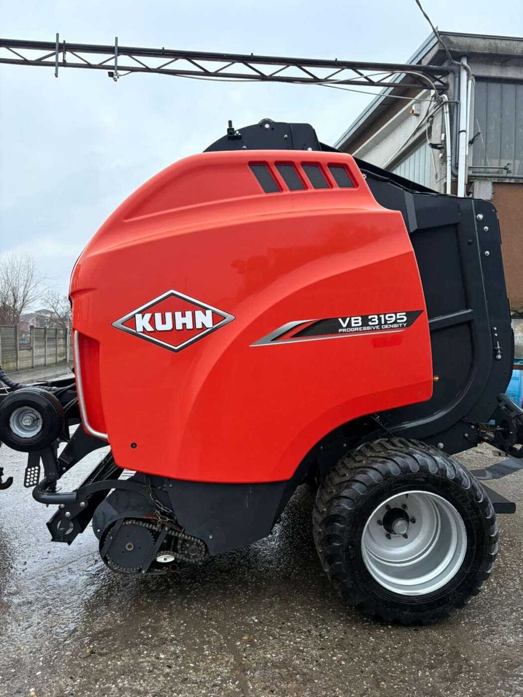 Rotopressa KUHN VB 3195