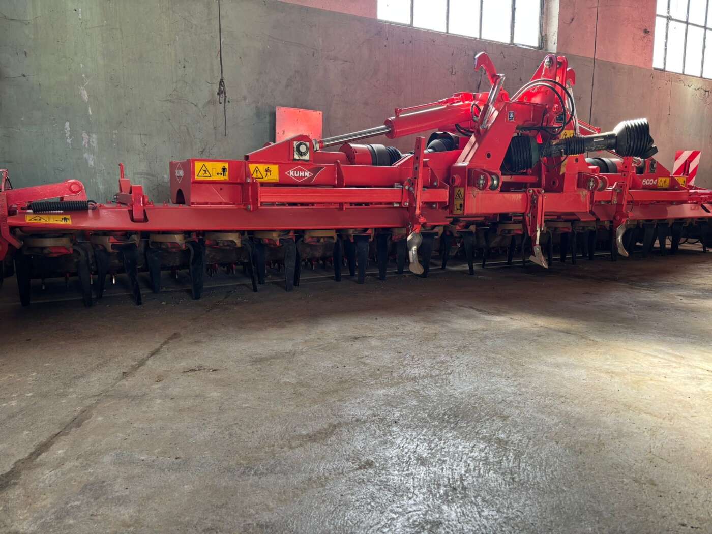 Erpice rotante KUHN HR6004