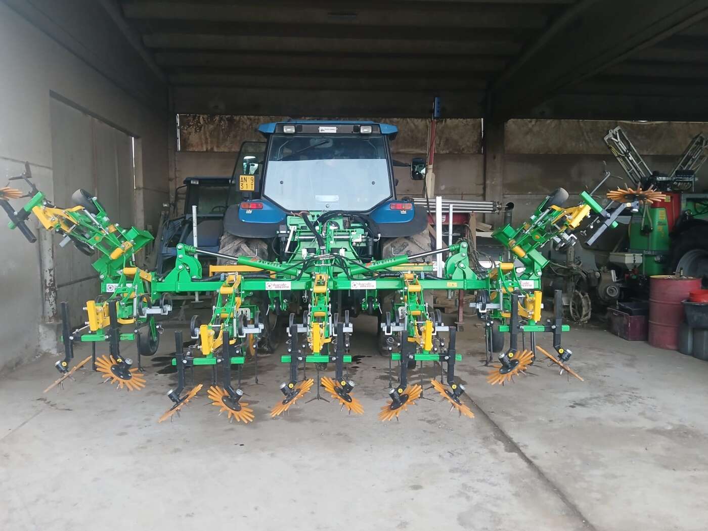 Sarchiatrice MAINTECH 6 file - 75cm + telecamera