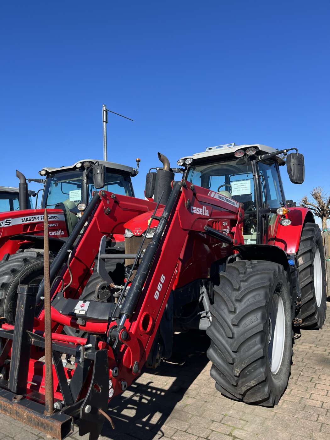 MASSEY FERGUSON 7720s +Caricatore frontale