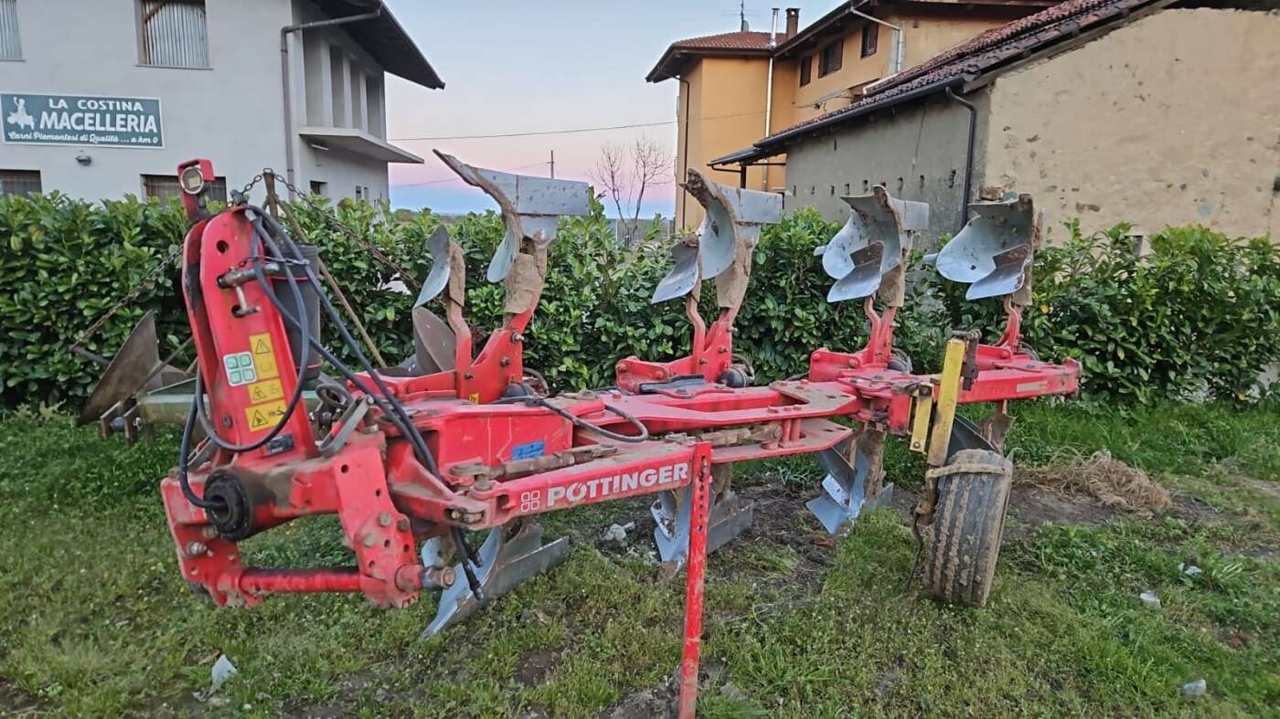 Aratro idropneumatico PÖTTINGER SERVO 35S