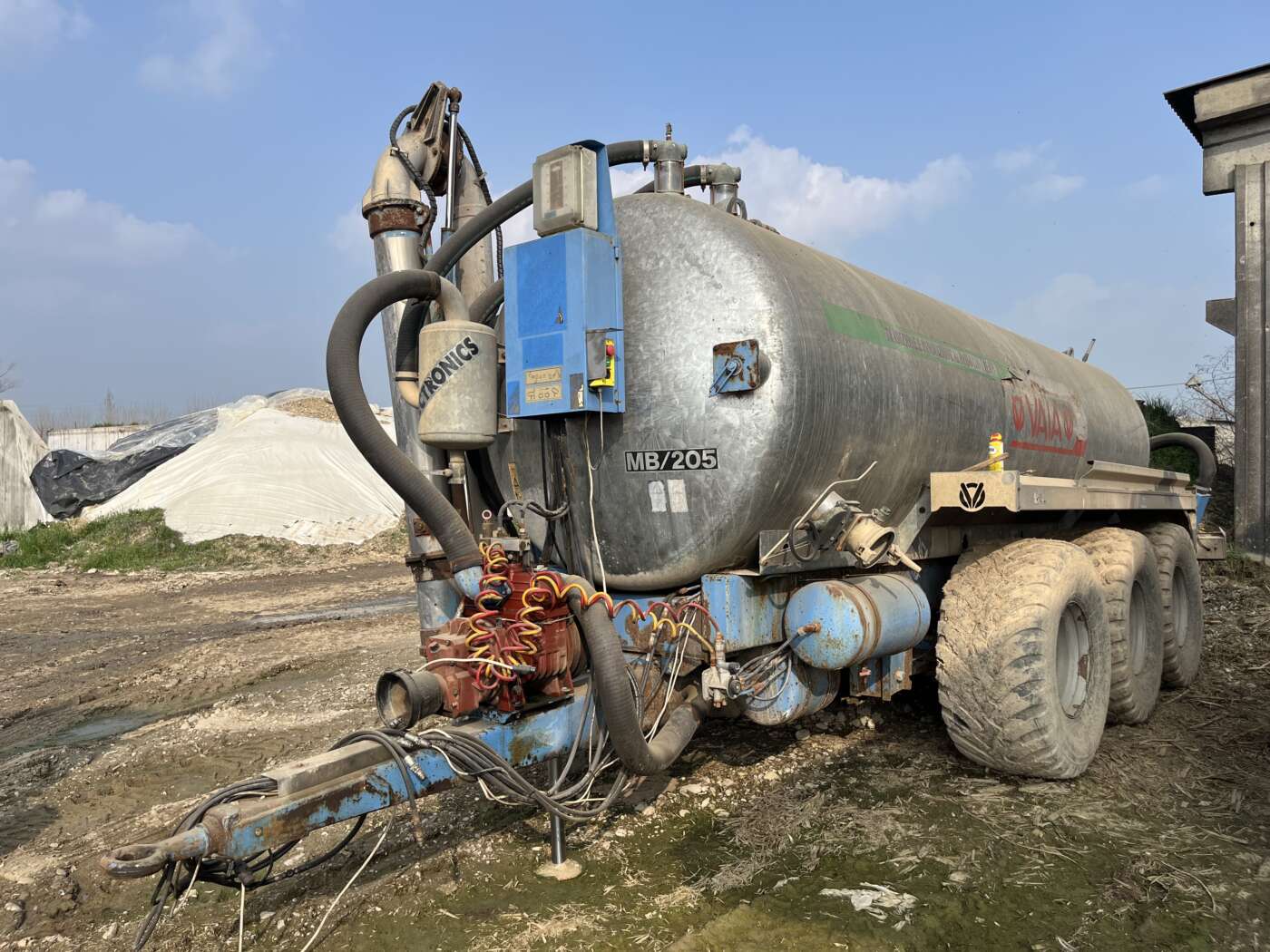 Carrobotte VAIA MB/205