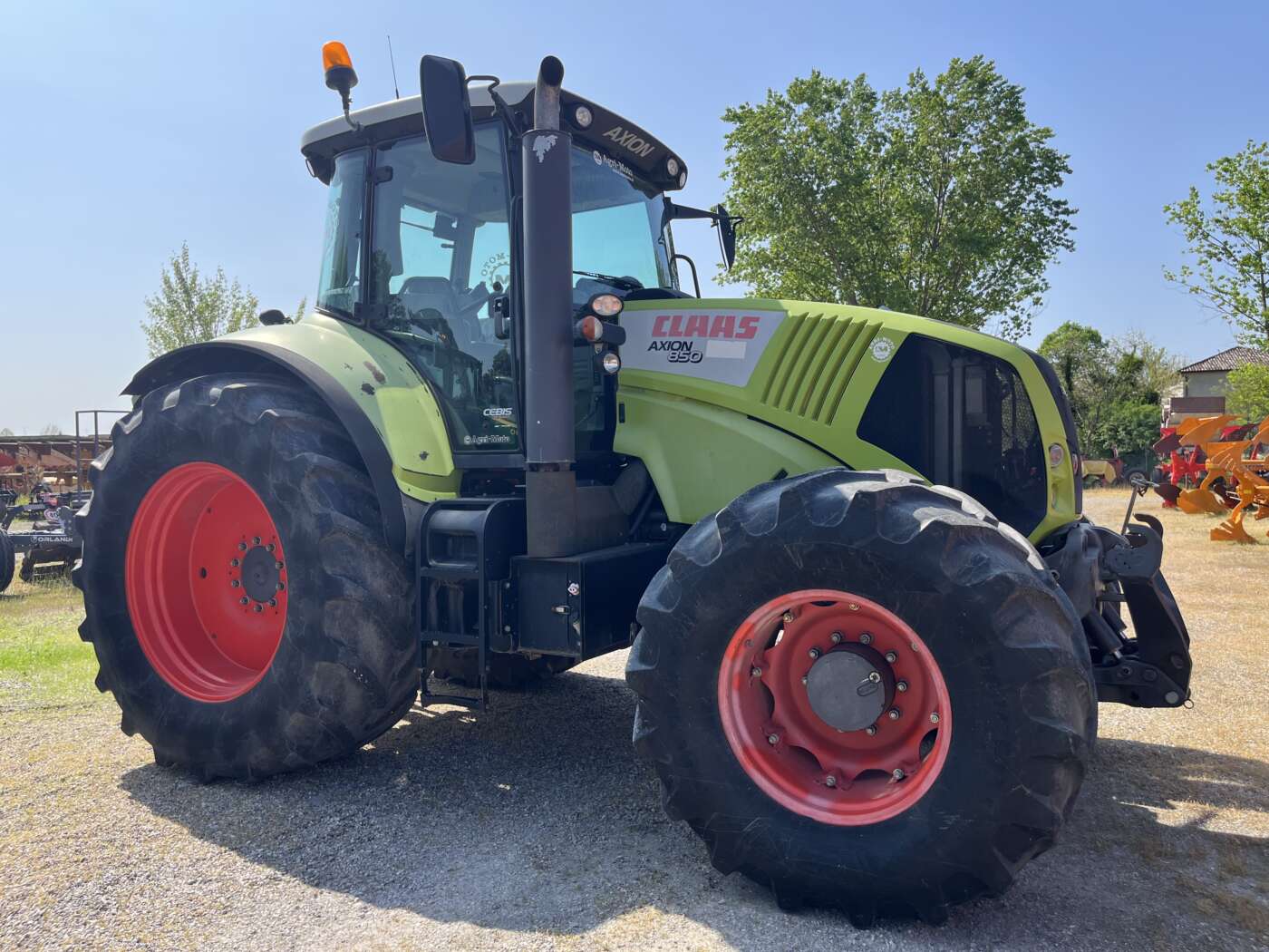 CLAAS Axion 850 Cebis