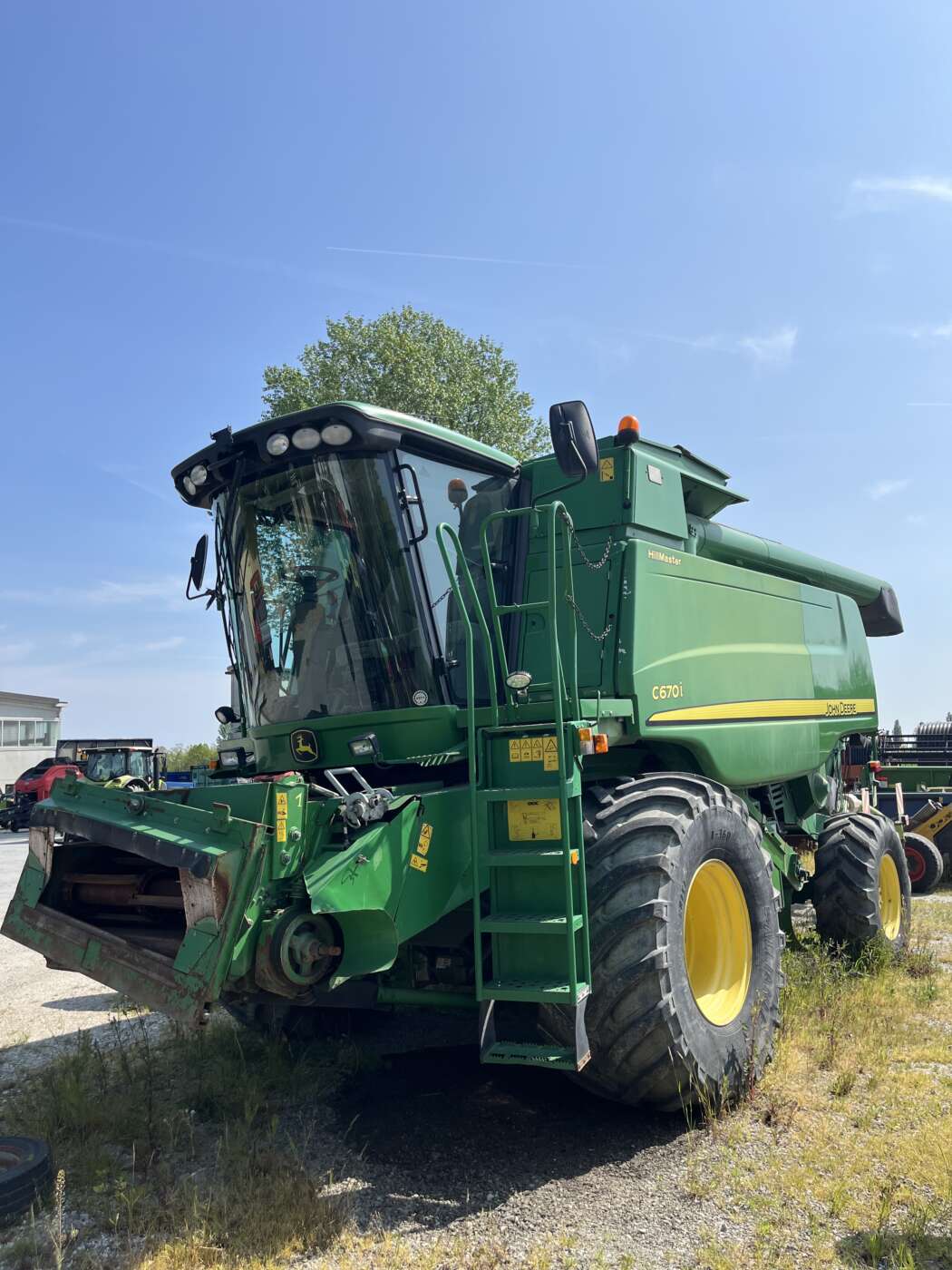 Mietitrebbia JOHN DEERE C670i Hillmaster