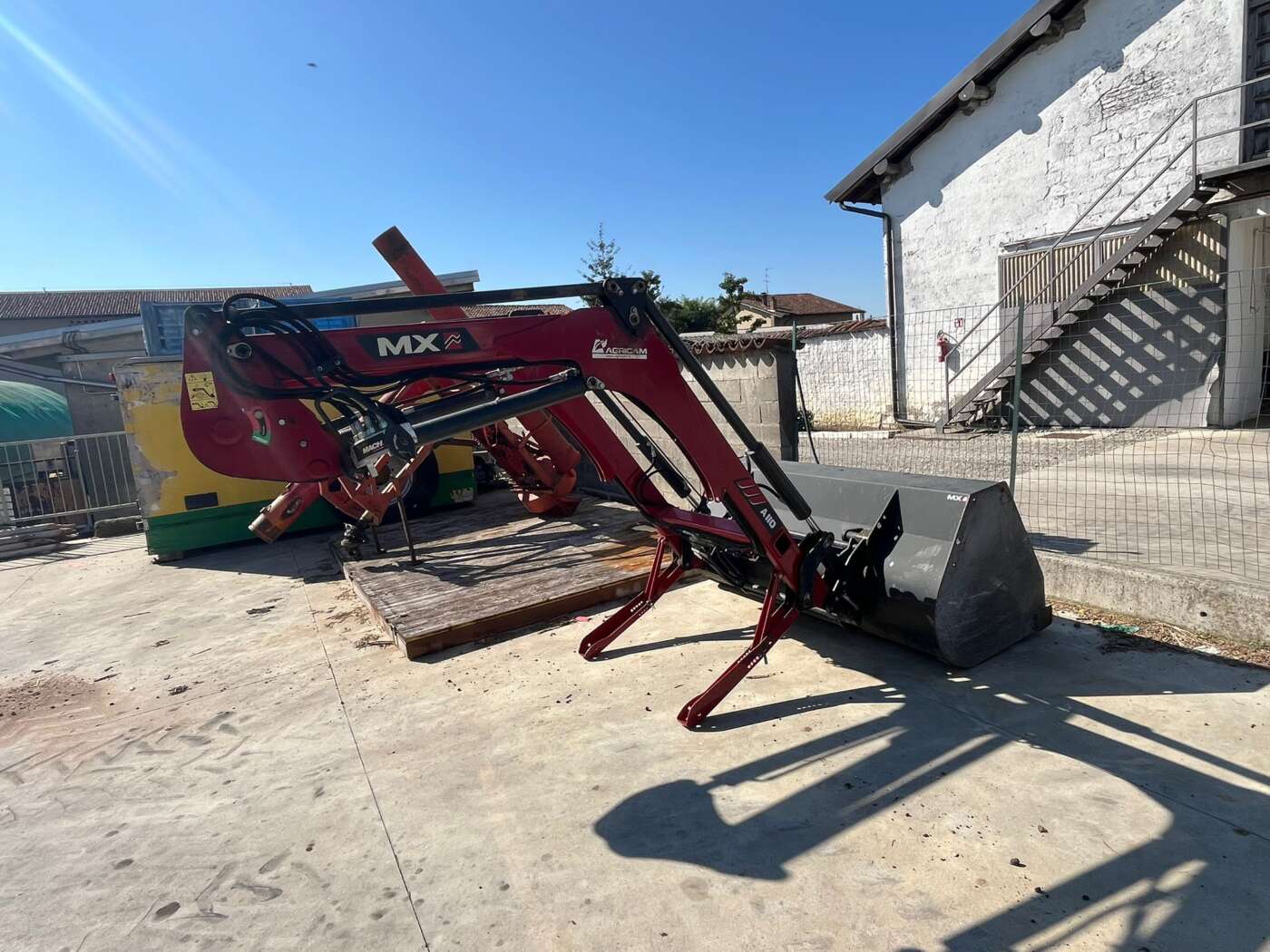 Caricatore frontale MX A110