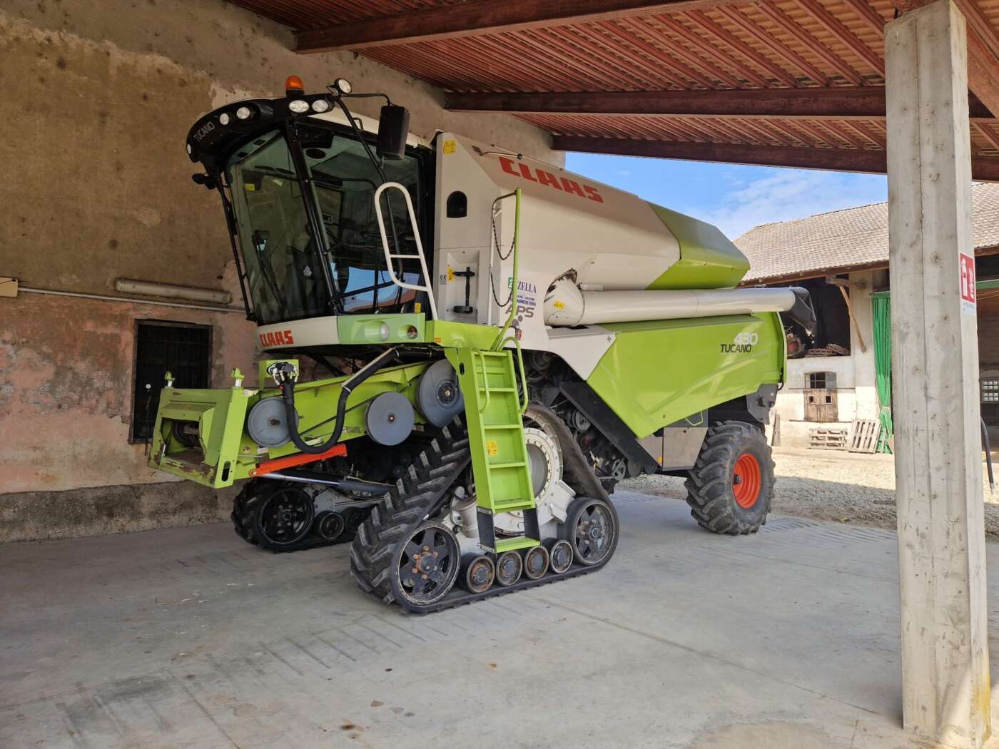 CLAAS Tucano 430 APS