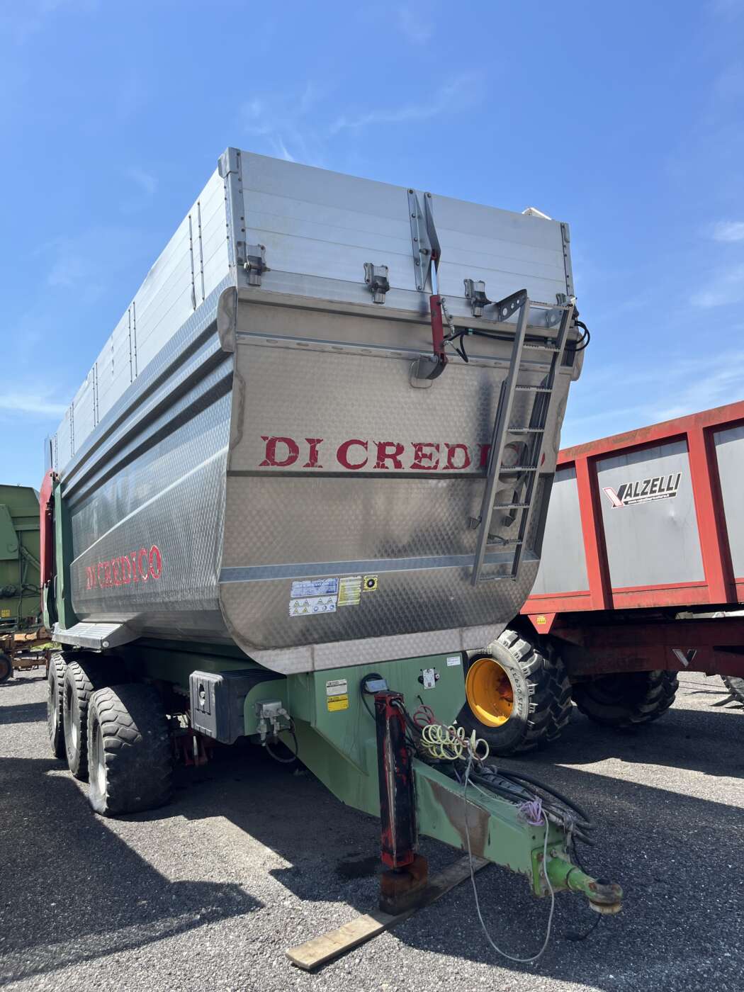 Dumper 3 assi DI CREDICO DPT 300