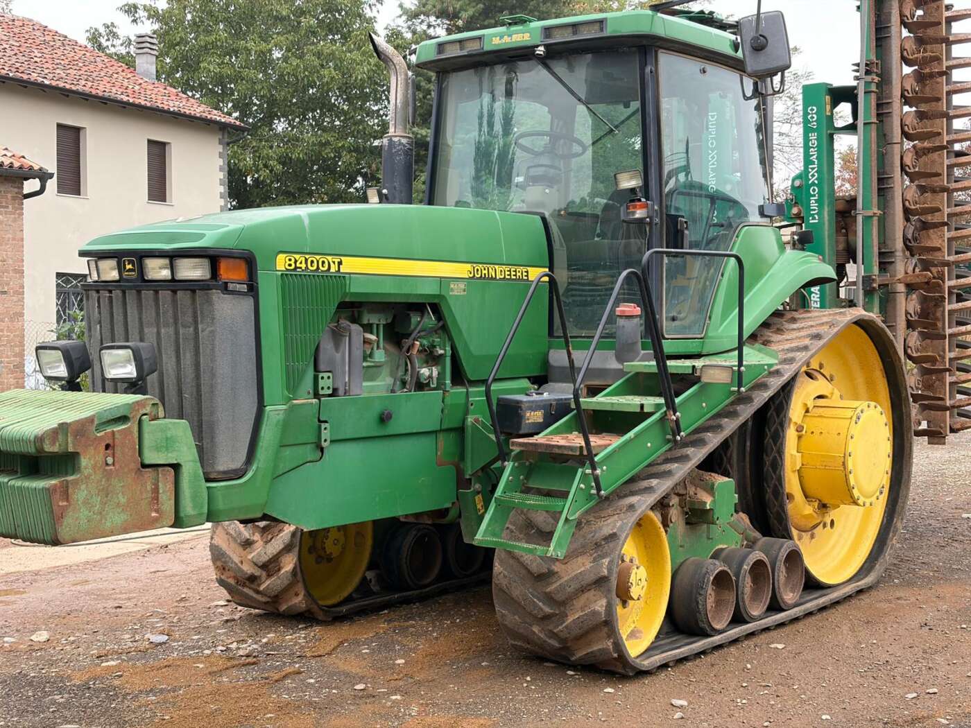 JOHN DEERE 8400T