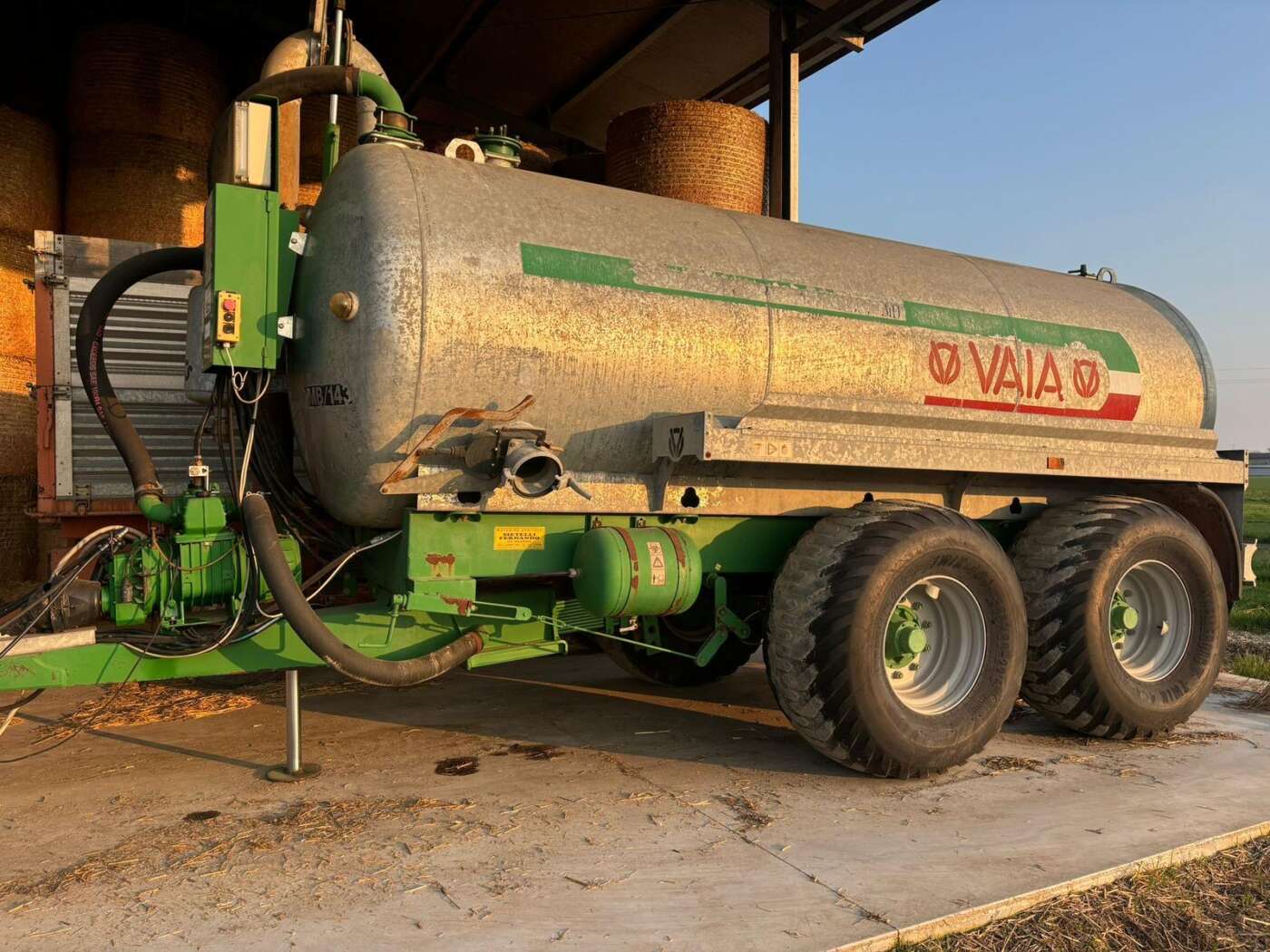 Carrobotte VAIA MB 143